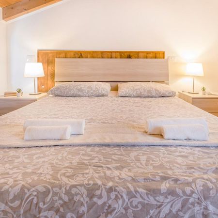 Apartamento Stazione 200M - Wifi - Aria Condizionata - Smart Tv Parma Exterior foto