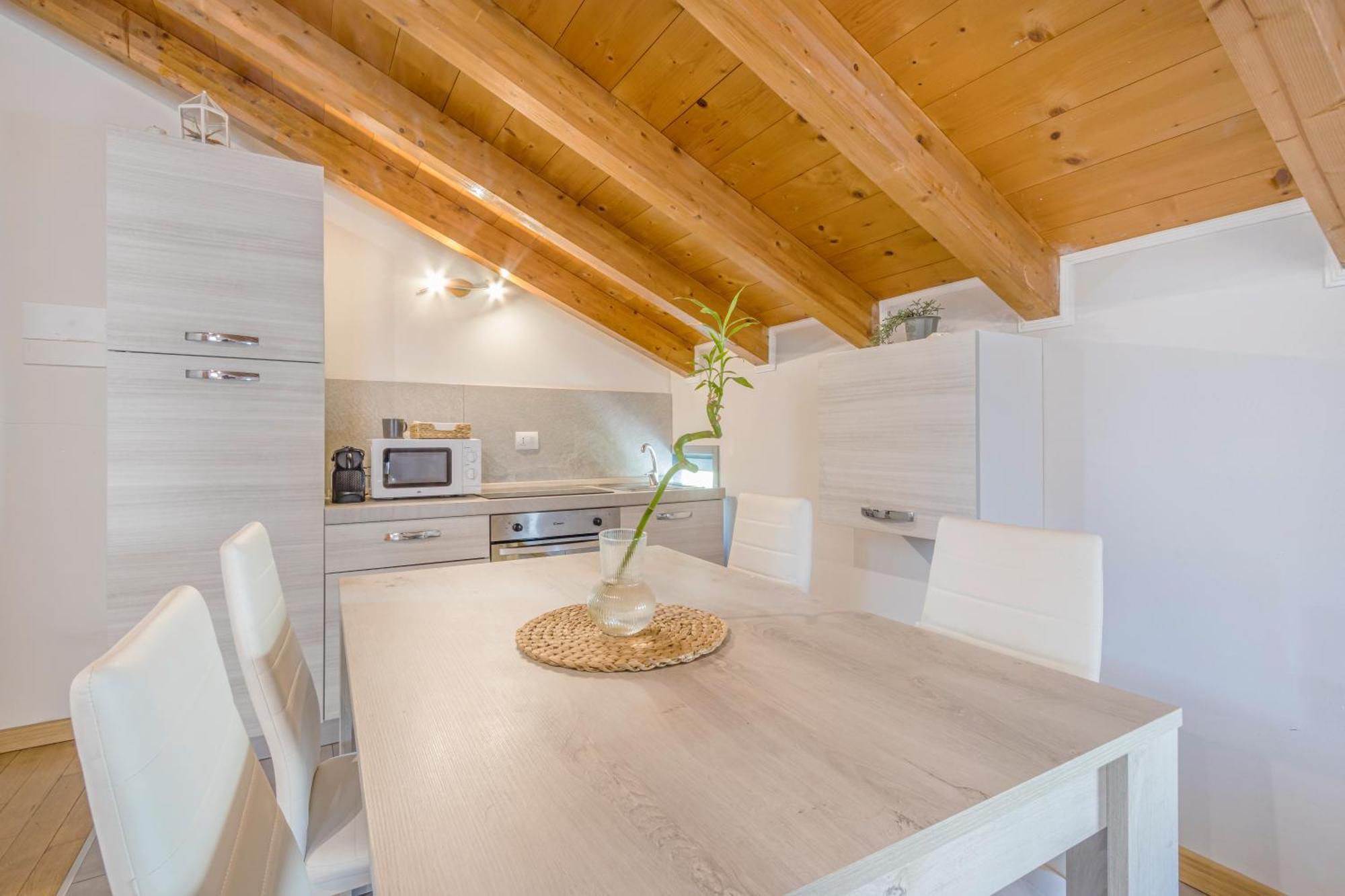 Apartamento Stazione 200M - Wifi - Aria Condizionata - Smart Tv Parma Exterior foto
